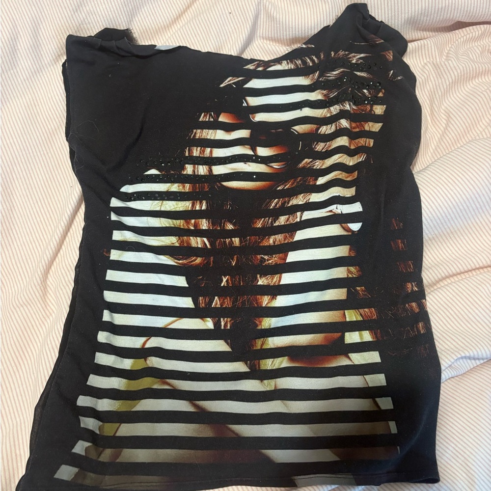 Black and White Striped Off-Shoulder Top - Picture 2 of 3